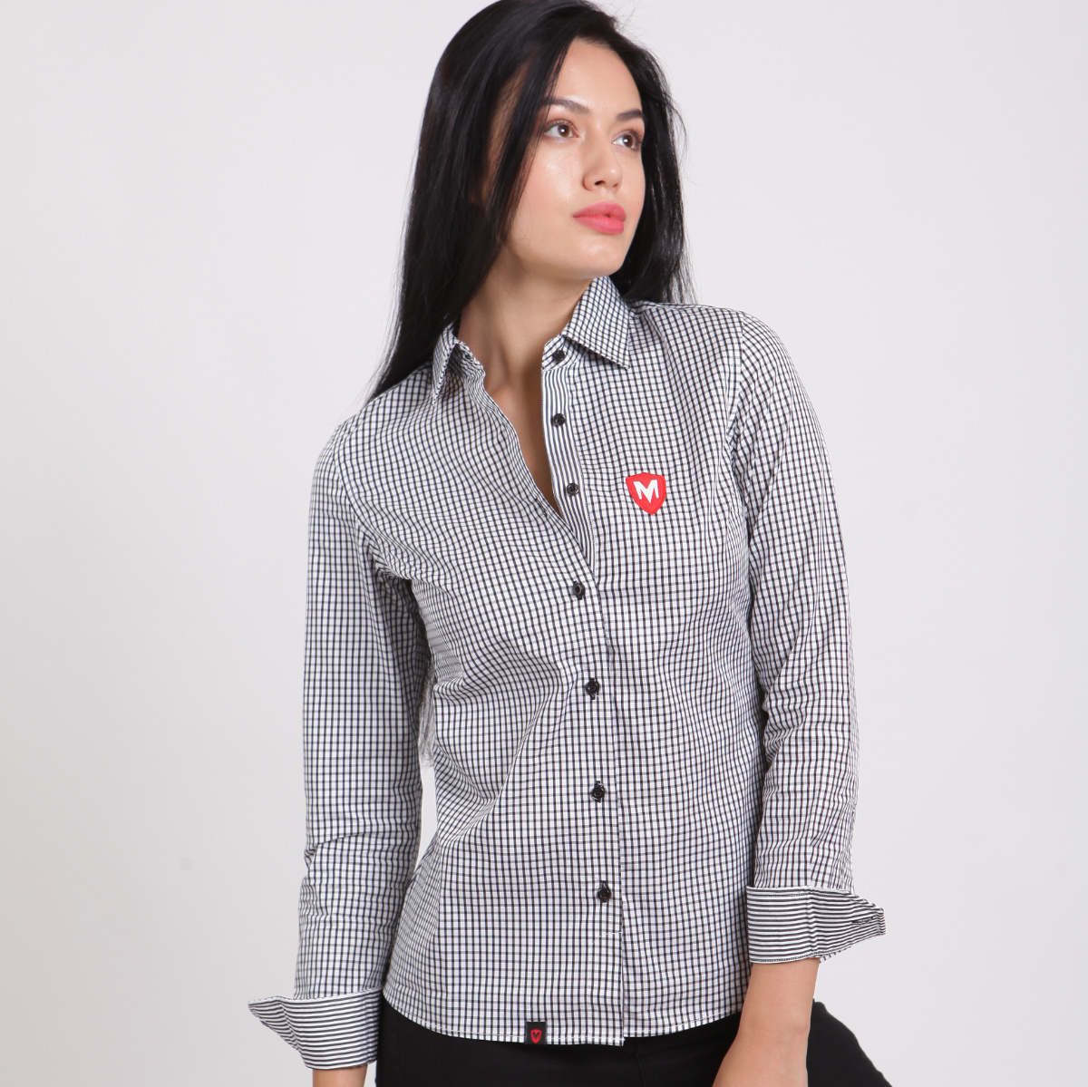 Camisa CUBE de mujer en cuadros blanco y negro